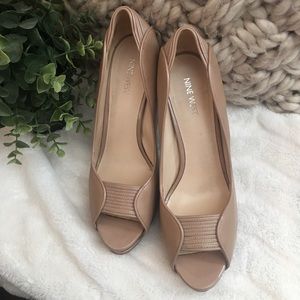 NINE WEST NUDE PUMPS!!!